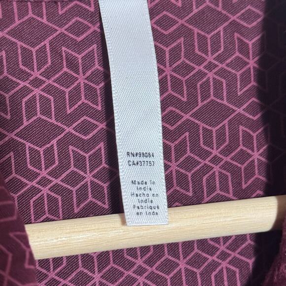 Women's Size S RVCA Trader Shirt Long Sleeve Burgundy Rayon Geometric Button Up - Picture 5 of 7